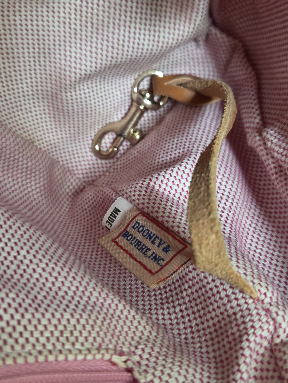 Dooney & Bourke Light pink signature Canvas shoulder bag - Picture 14 of 15